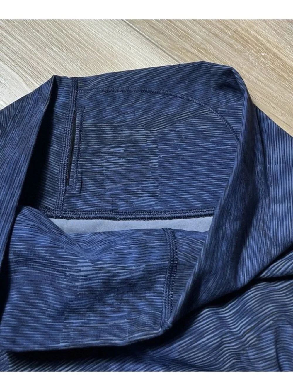 Lululemon Blue Pattern Wunder Under Cropped Leggings - Women Size 6